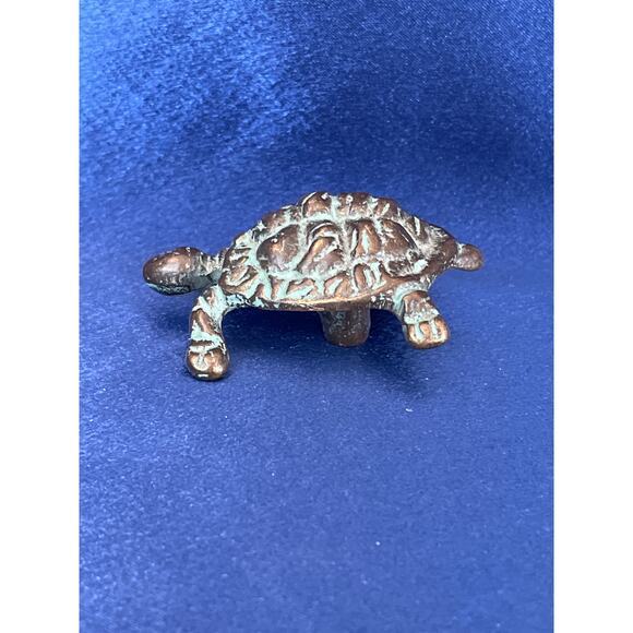 Heavy Brass Antique Finished Turtle Drawer Pull - Picture 2 of 5
